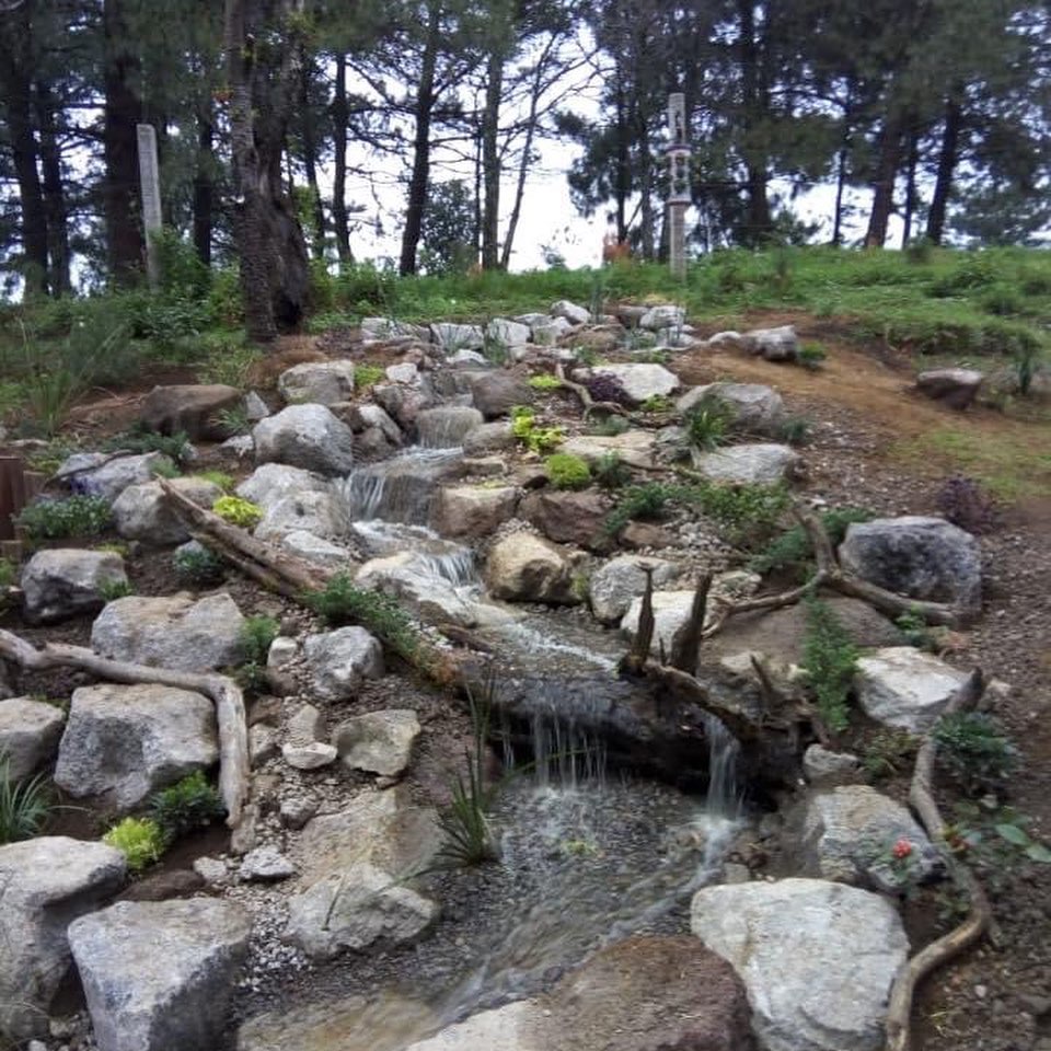 diseo-de-cascada-y-arroyo-en-cercania-de-volcanes-amecameca